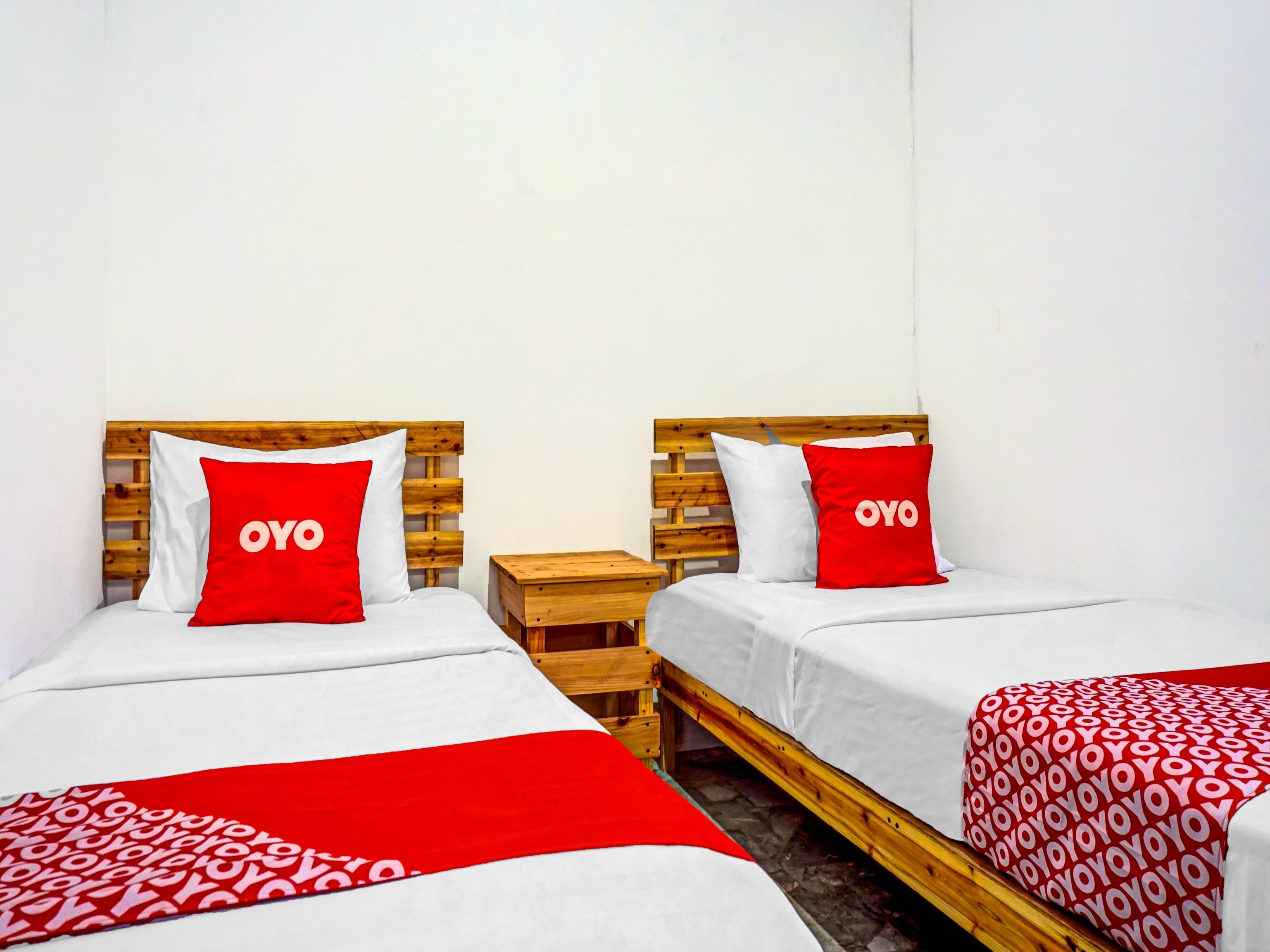 Super Oyo 90187 Puri Allisa Syariah Serang Luaran gambar