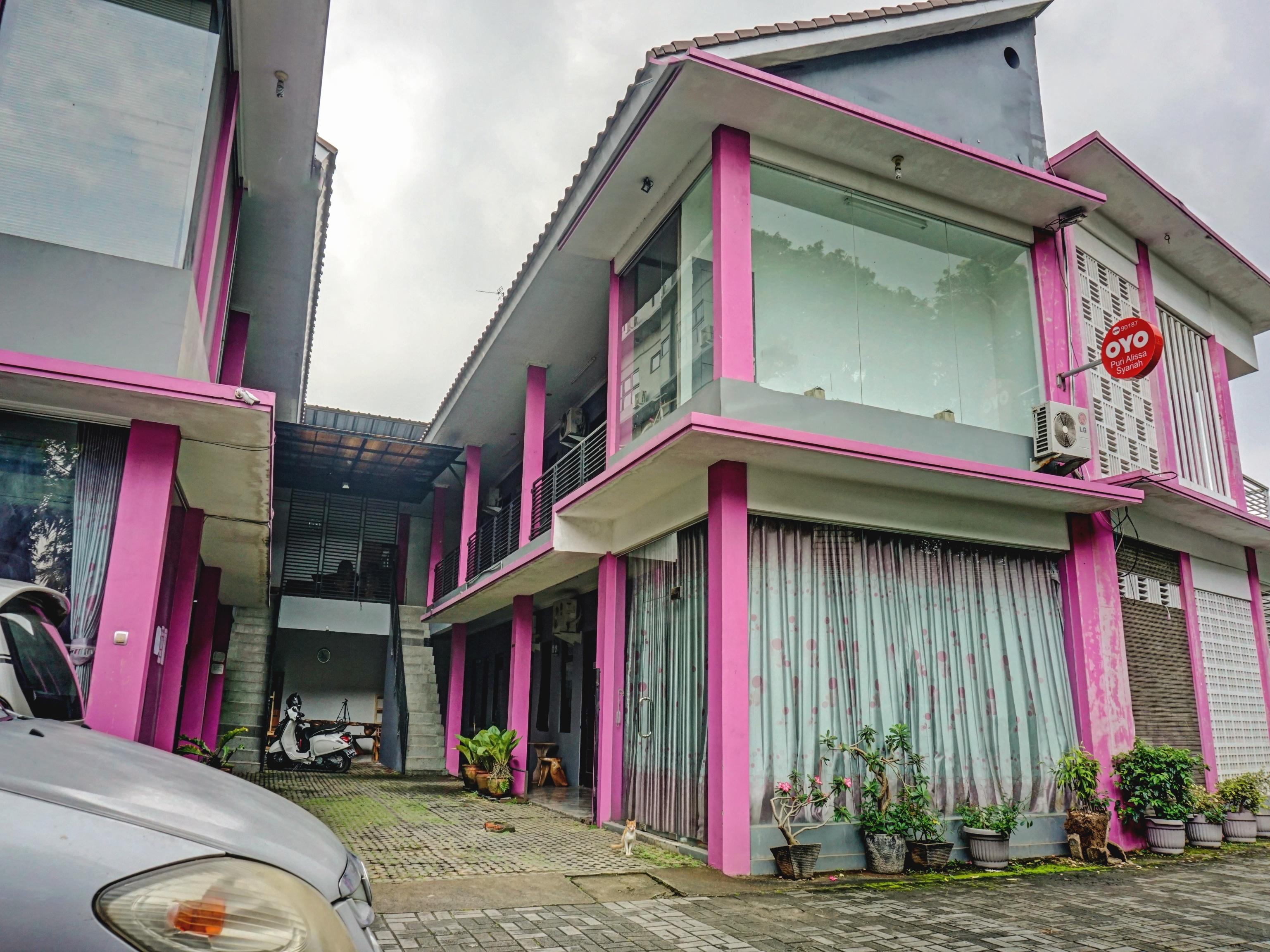 Super Oyo 90187 Puri Allisa Syariah Serang Luaran gambar